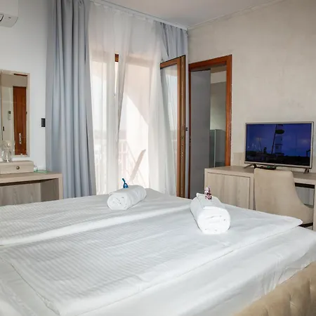 Guest house Pasis 4*